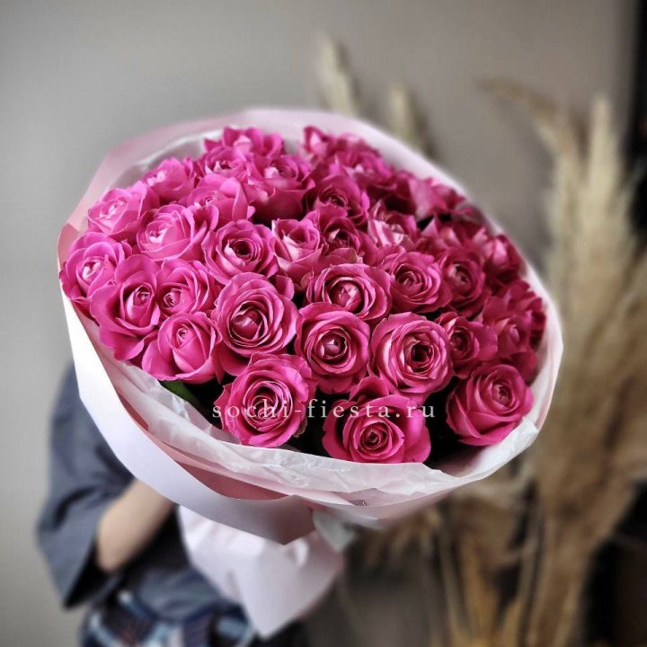 35 розовых роз  в Смоленске