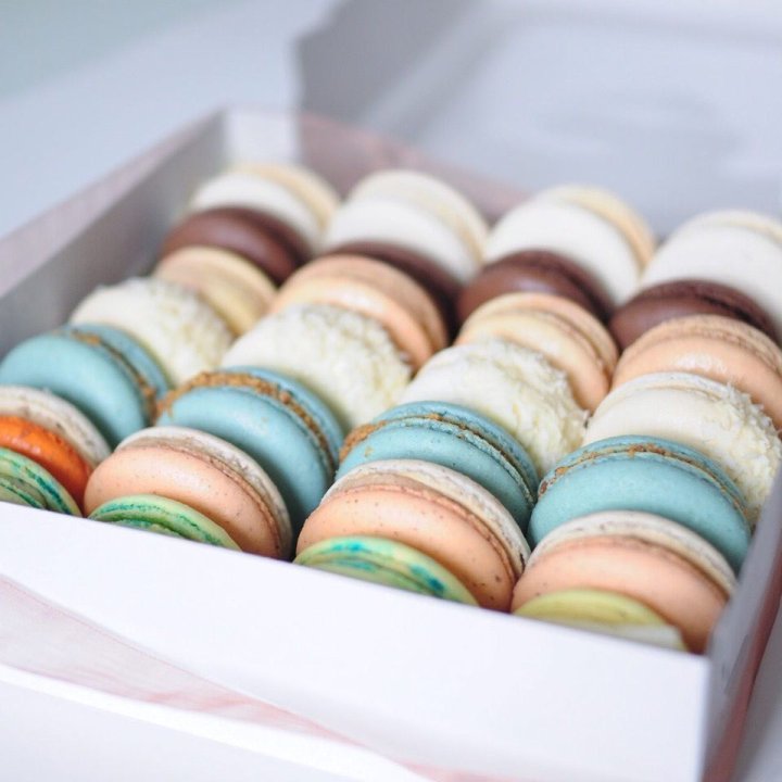 Коробка макаронс 25 шт. в Смоленске