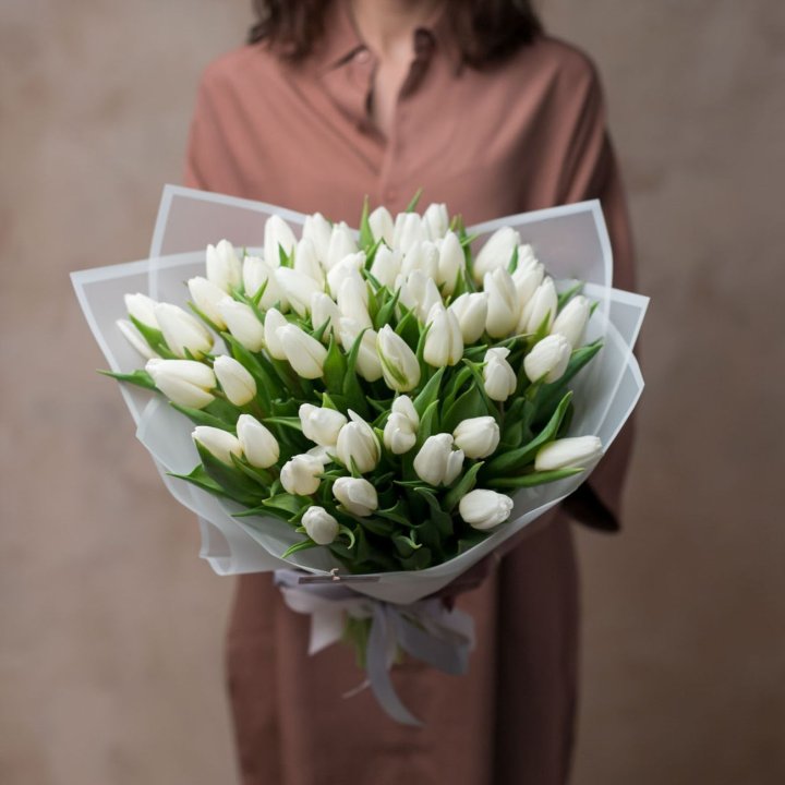51 белый тюльпан в Смоленске